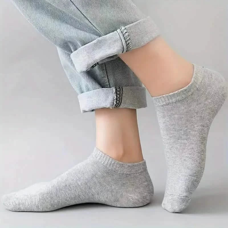 10-Pairs: Men's Solid Sport Low Cut Socks, Breathable Sweat-absorbing Comfy Soft Casual Simple Style Socks DailySale