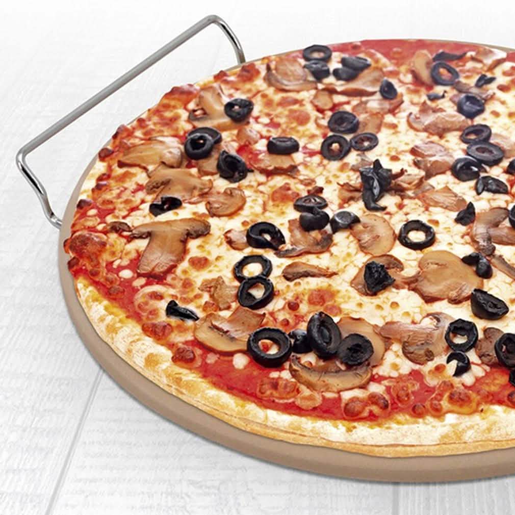 3-Piece Set: Deluxe Pizza Stone and Cutter Set DailySale