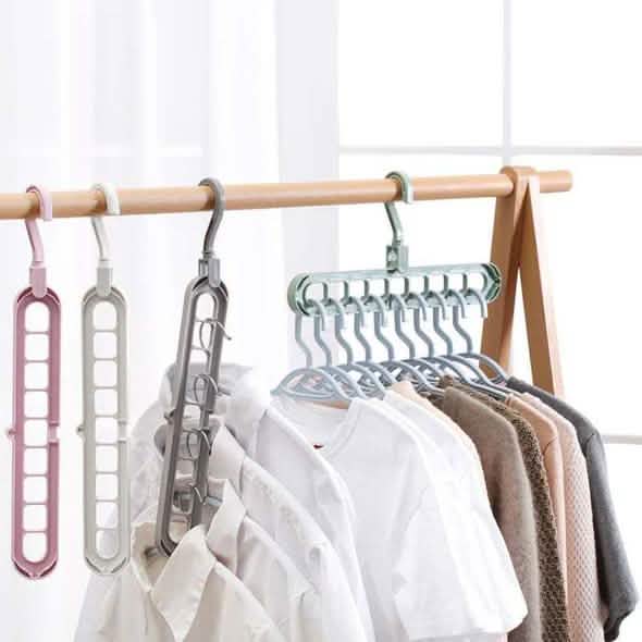 4-Pack: Magic Folding Hanger DailySale