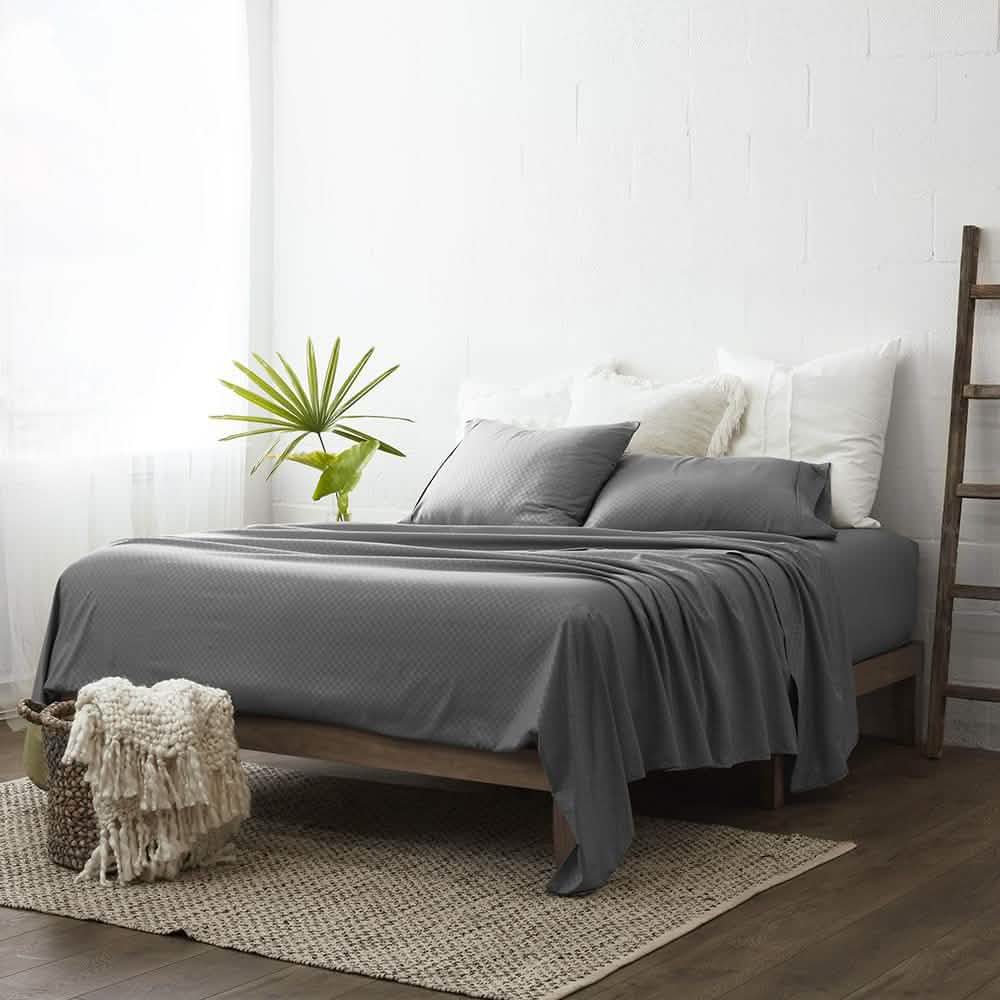 4-Piece: Checkered Embossed Sheet Set DailySale
