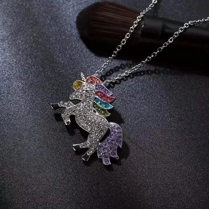 5-Piece Set: Pendant Necklace, Bracelet, Earrings, Ring Set Decoration Accessories DailySale