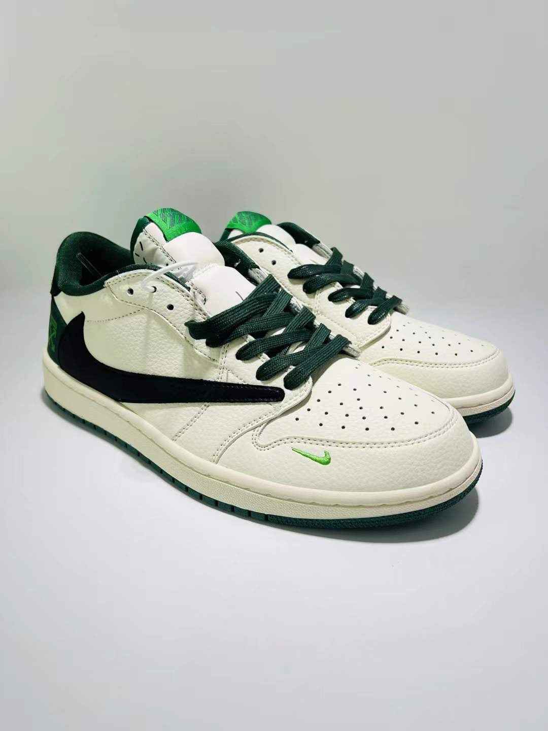Designer Air Jordan Travis Scott Off White JJ5288 011 SneakerNational