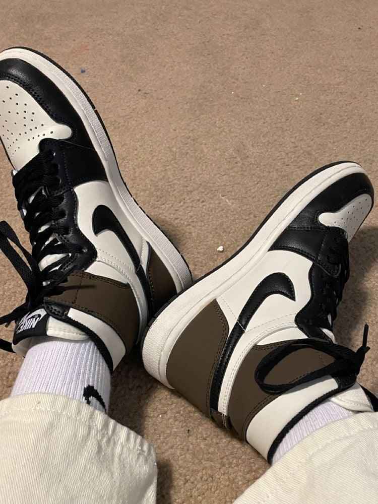 Custom Jordan 1 Retro High Dark Mocha - High Quality Sneakers SneakerNational