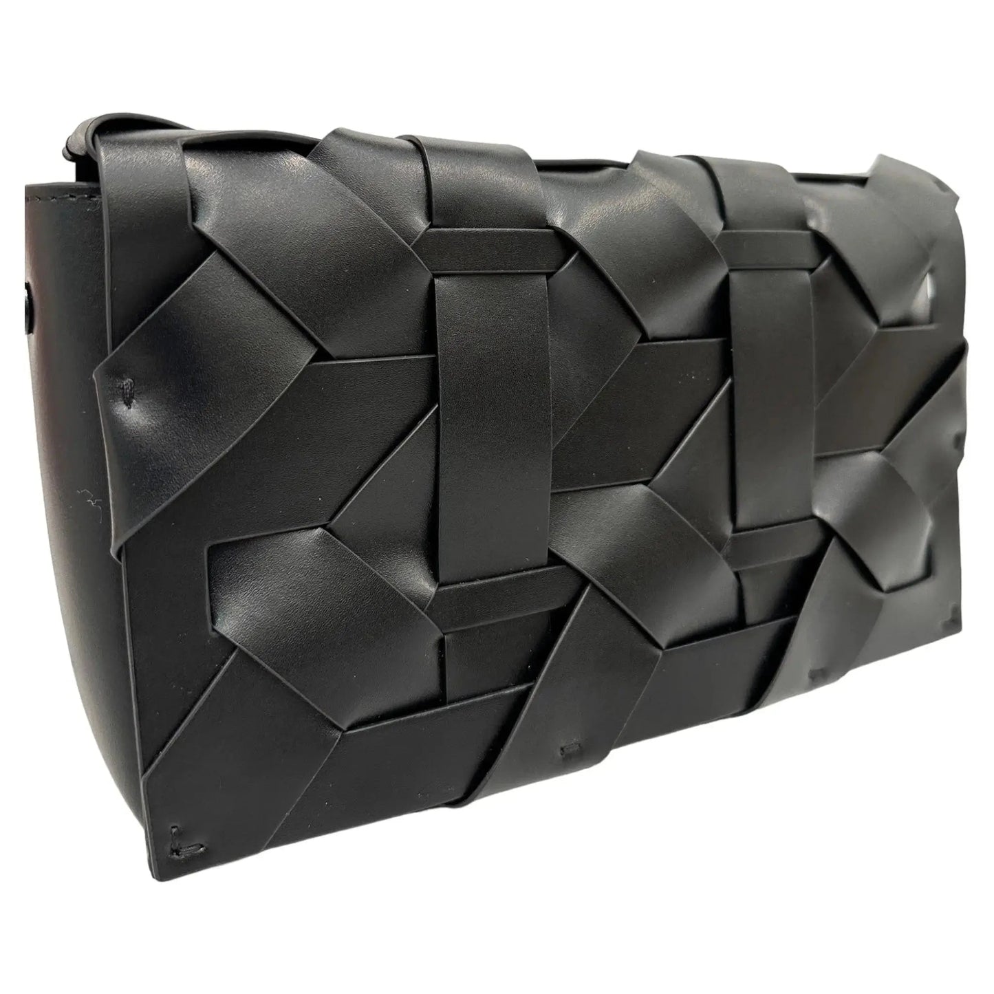 THE ZENOBIA WOVEN CLUTCH thebagicon