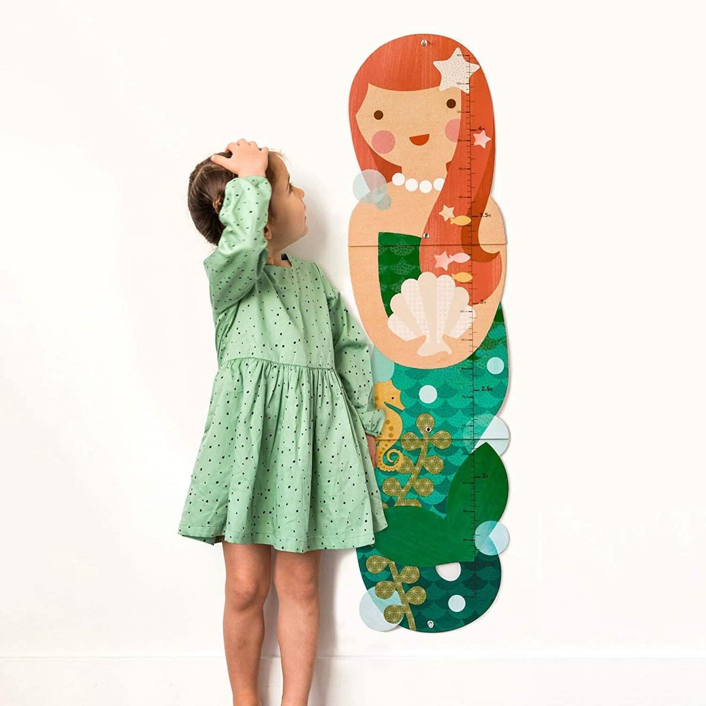 Petit Collage Folding Growth Chart DailySale