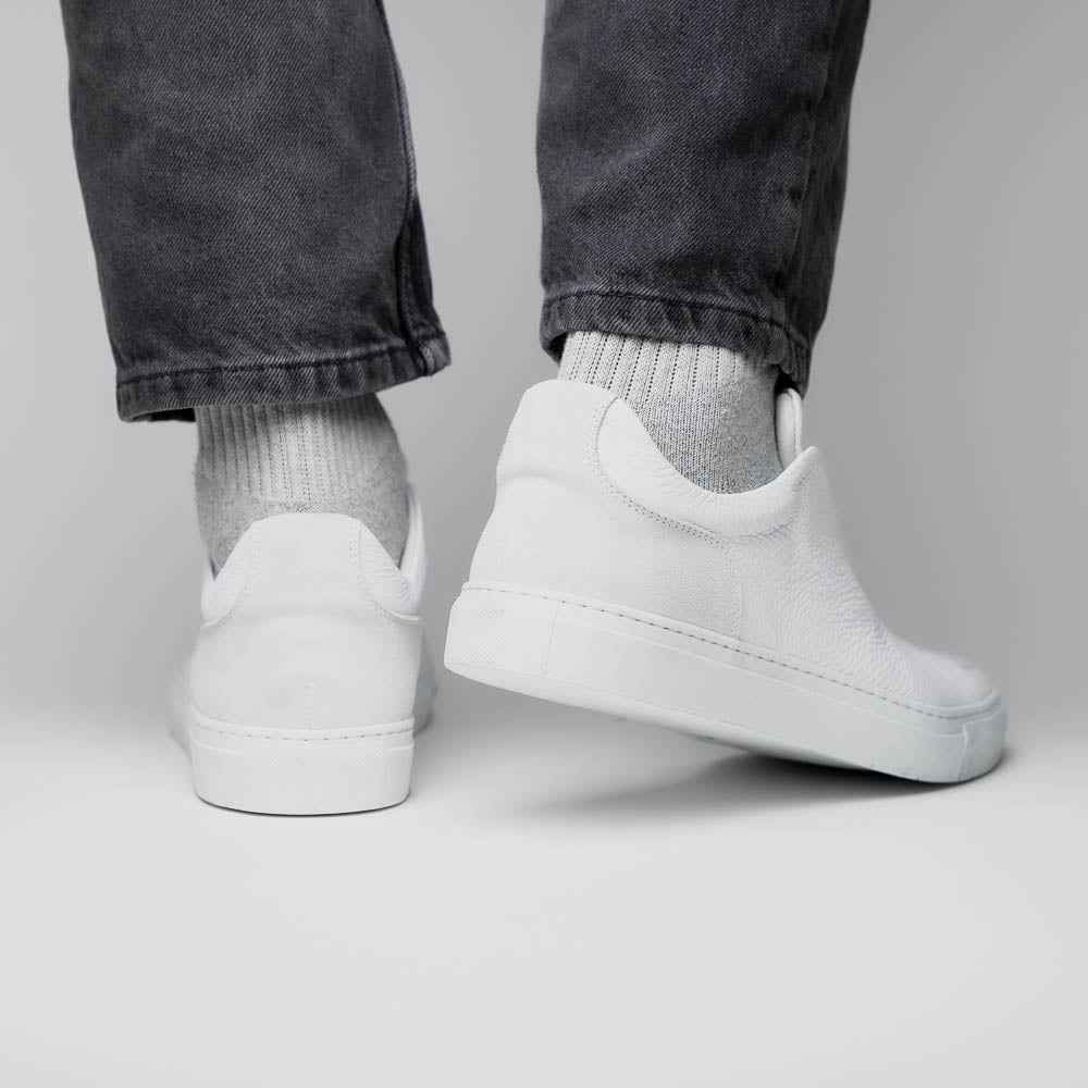 65-225-WHT SPETTACOLARE Italian Pebble Grain Calfskin Sneakers White