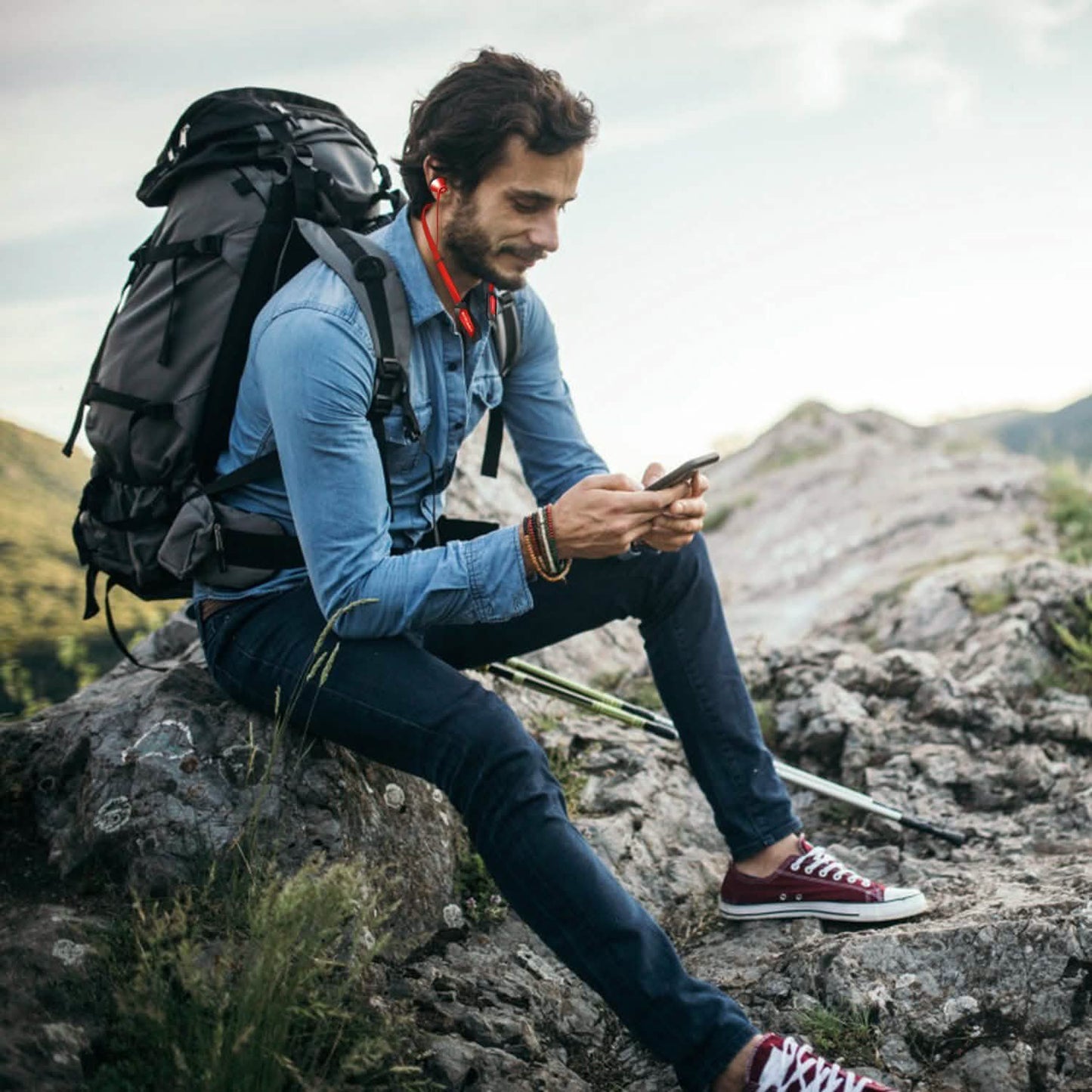 Wireless Neckband Headphones V DailySale