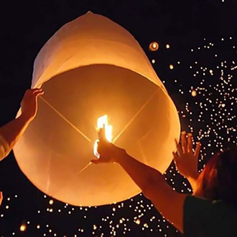 10-Pack: Biodegradable Paper Sky Lanterns DailySale