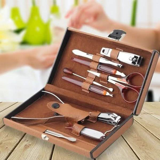 10-Piece: Deluxe Manicure Set DailySale