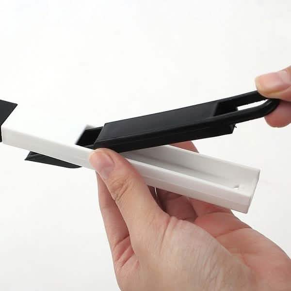 2-Pack: Window Cleaning Brush DailySale