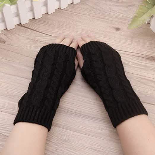 2-Pairs: Women's Winter Warm Knit Fingerless Gloves DailySale