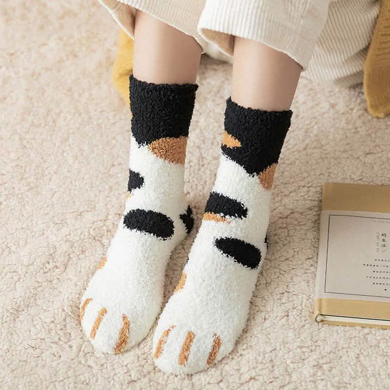 3-Pack: Autumn and Winter Cat Claws Socks DailySale
