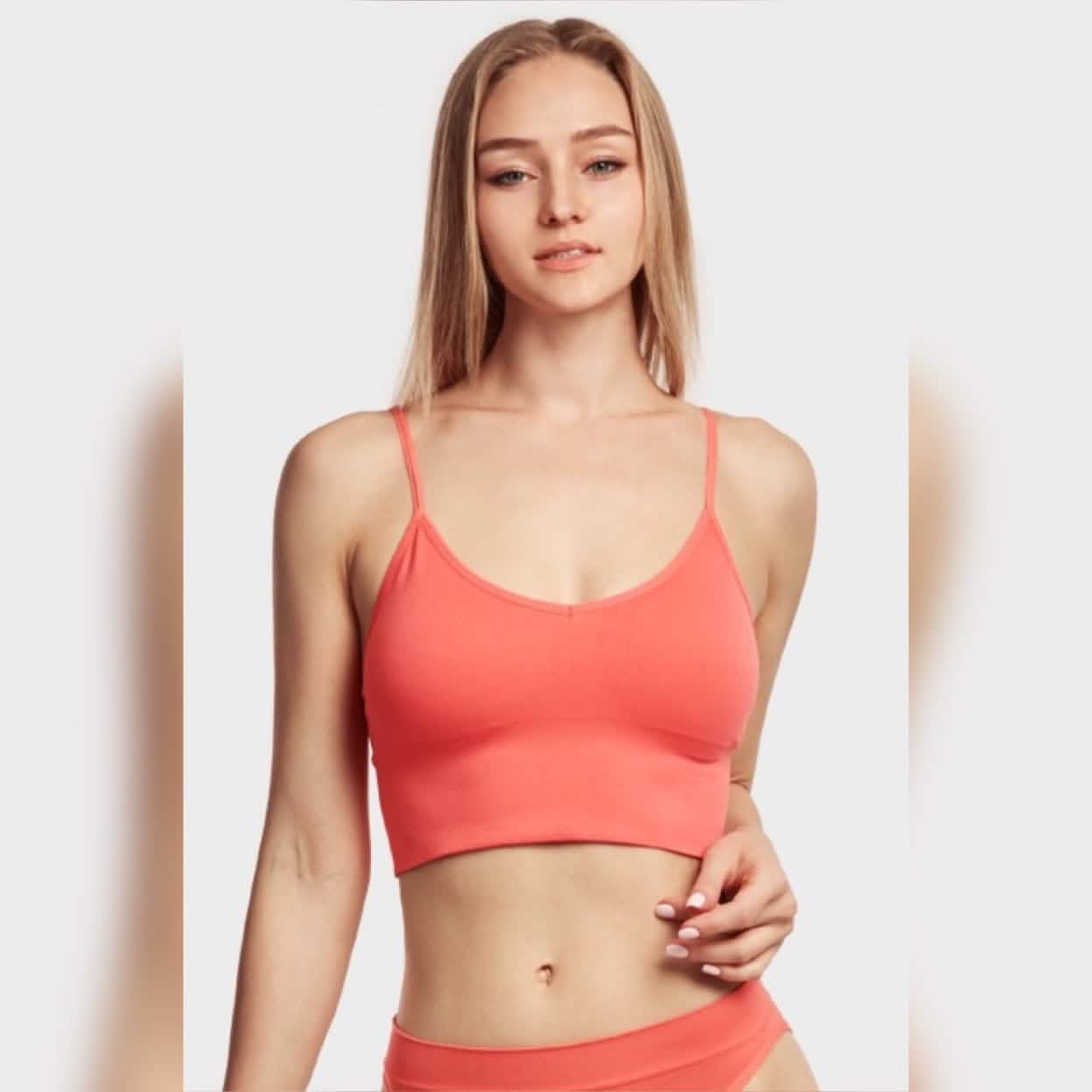 3-Pack: Women's Breathable Seamless Spaghetti Strap Sports Bra DailySale