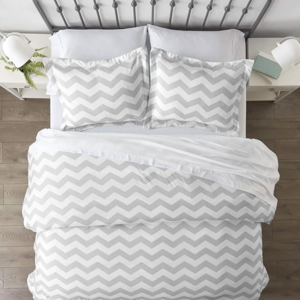 3-Piece: Arrow Patterned Duvet Cover Set DailySale