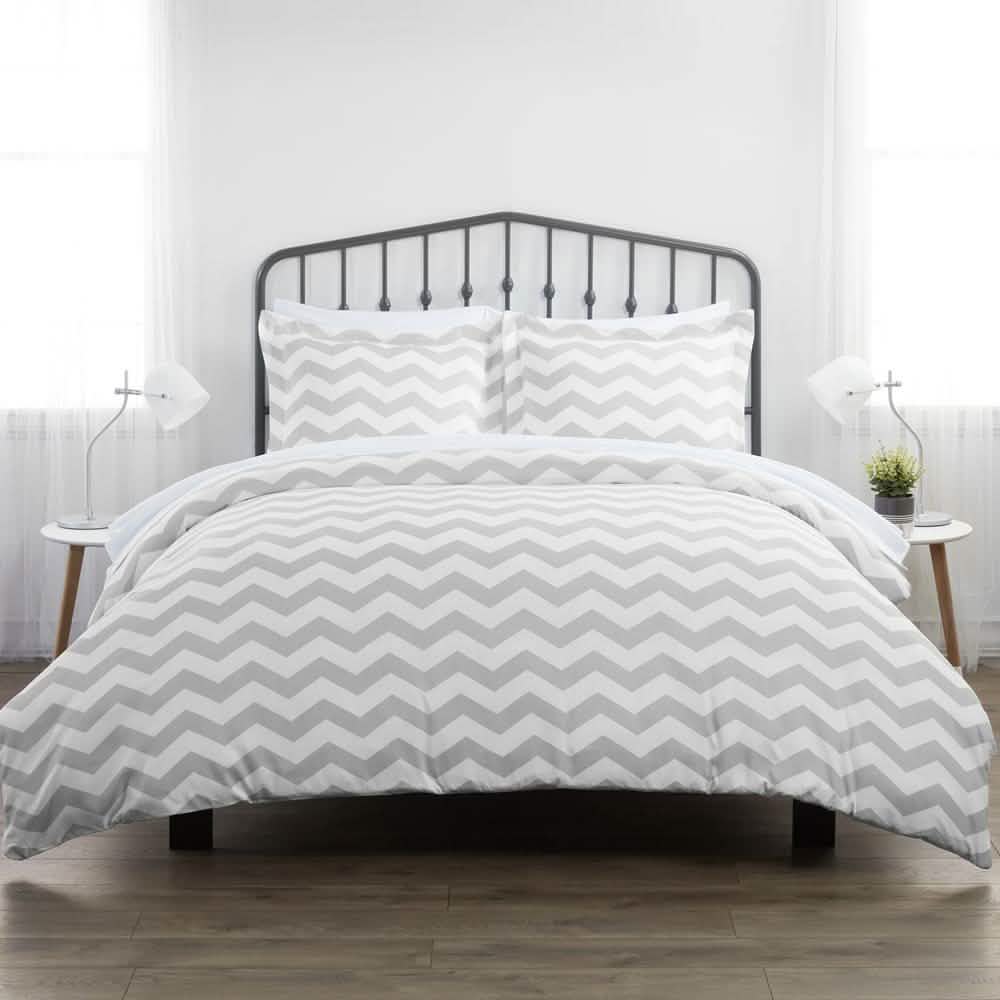 3-Piece: Arrow Patterned Duvet Cover Set DailySale