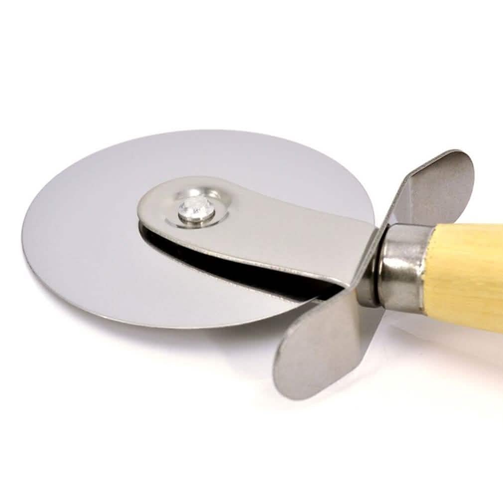 3-Piece Set: Deluxe Pizza Stone and Cutter Set DailySale