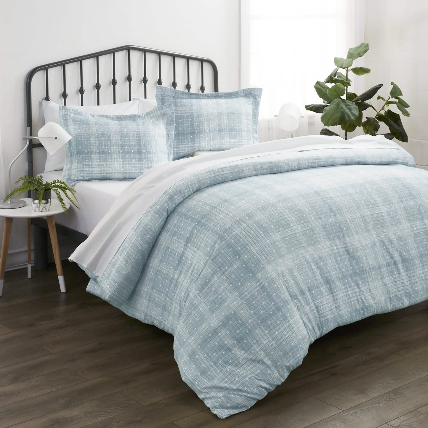 3-Piece Set: Polkadot Patterned Duvet Cover DailySale