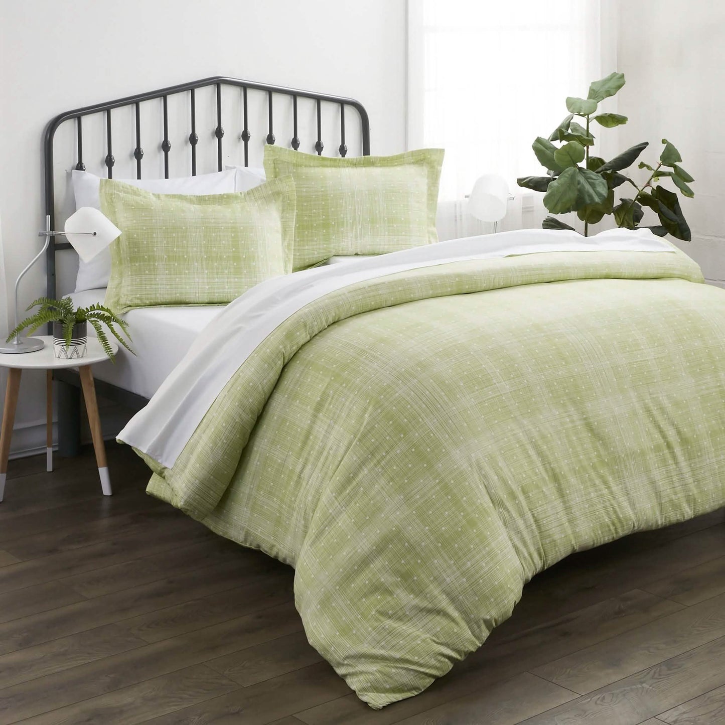 3-Piece Set: Polkadot Patterned Duvet Cover DailySale
