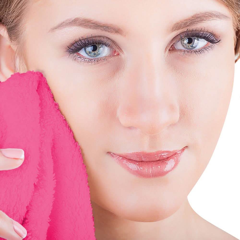 4-Pack: Reusable Facial Cleansing Towel And Makeup-Remover Cloth DailySale