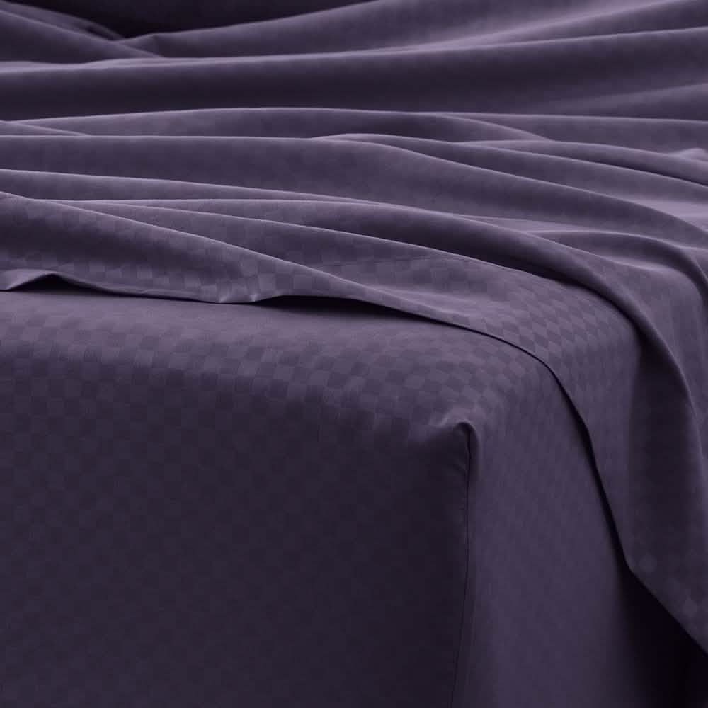 4-Piece: Checkered Embossed Sheet Set DailySale