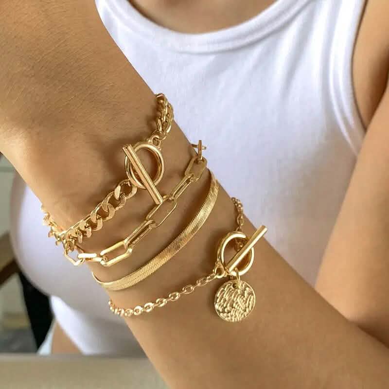 4-Piece Set: Women's Simple Fashion Bracelets DailySale