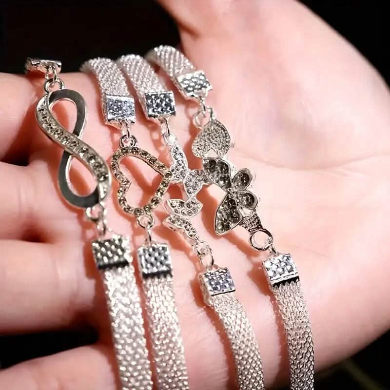 4-Pieces: Wide Edge Chain Anklets Set DailySale
