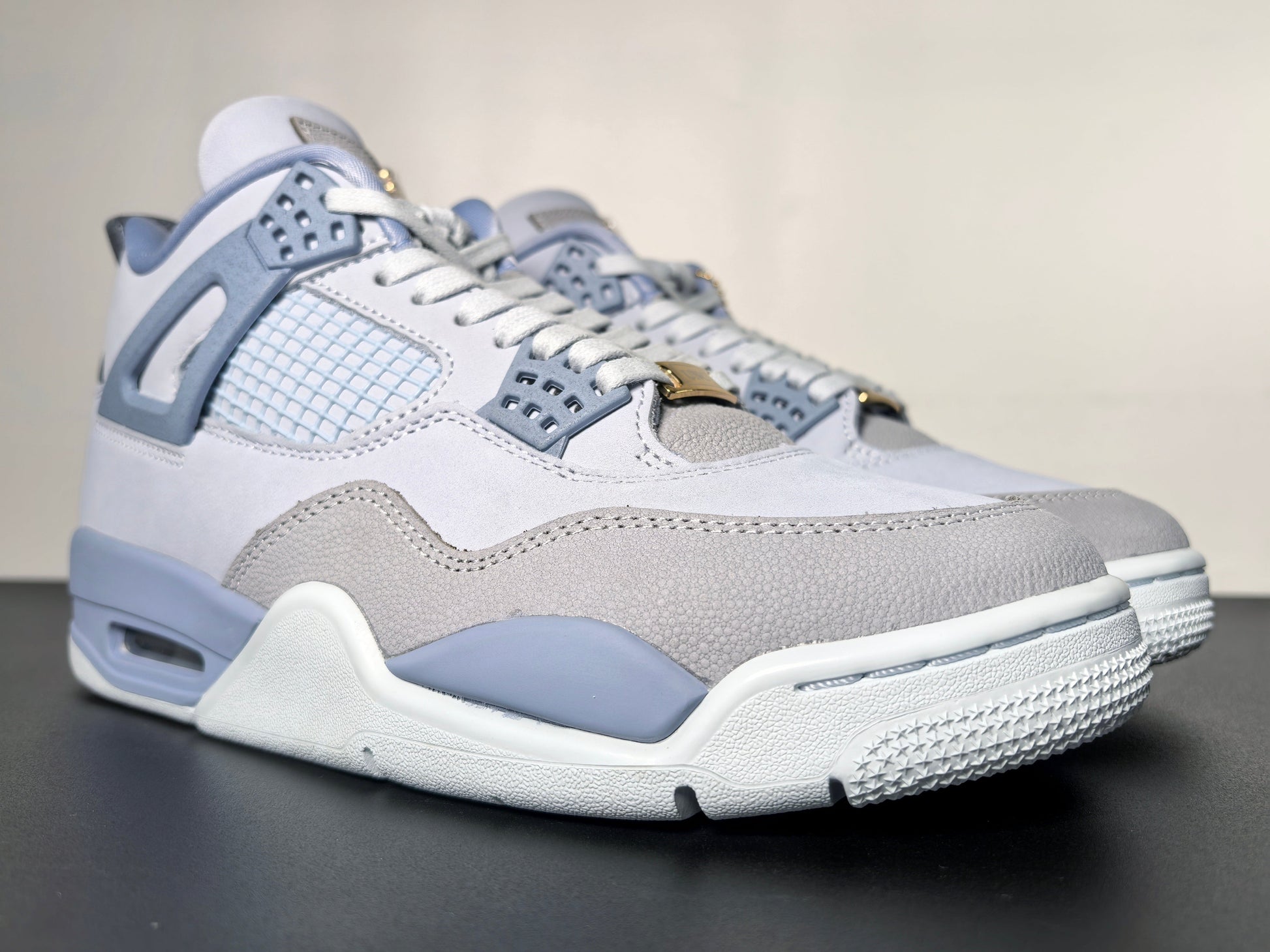 Air Jordan 4 Retro Georgetown PE Luxury Urban Wear