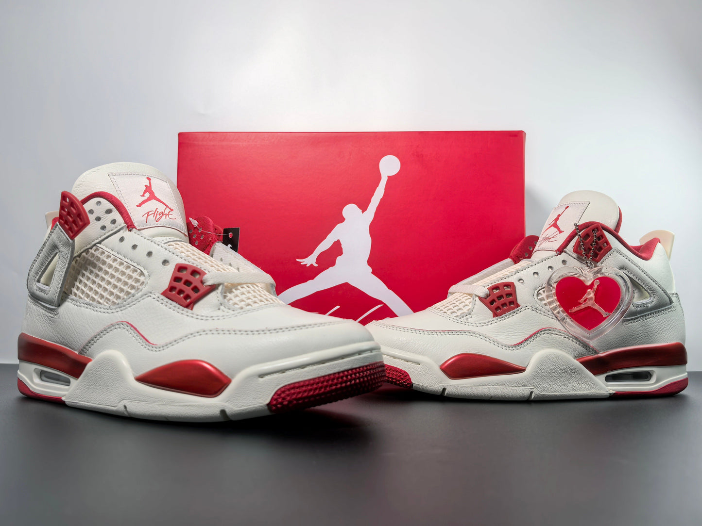 Air Jordan 4 Retro HV0823-108 Luxury Urban Wear