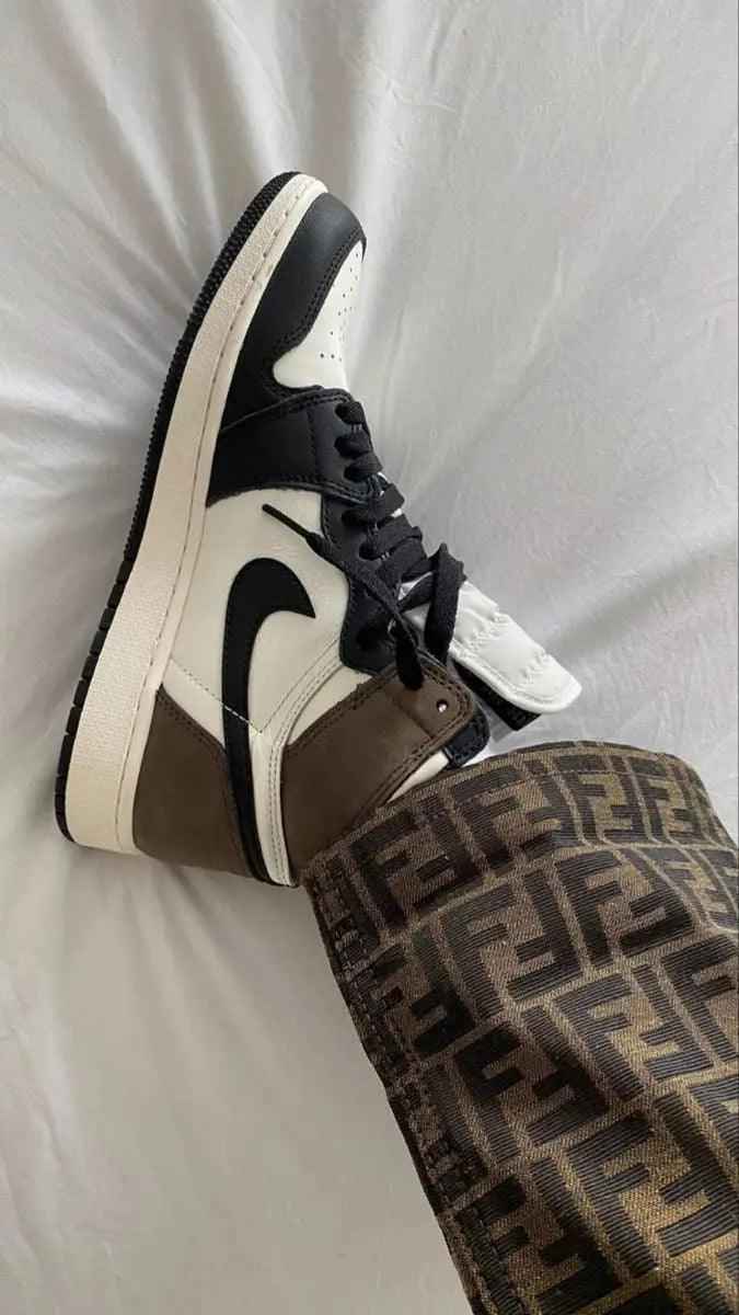 Custom Jordan 1 Retro High Dark Mocha - High Quality Sneakers SneakerNational