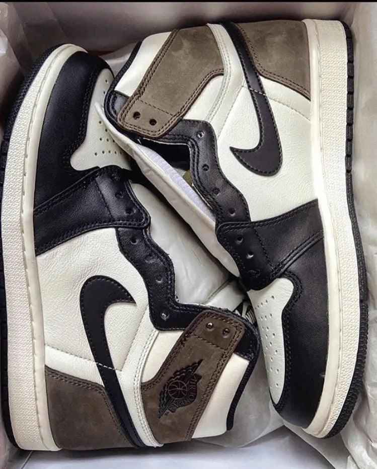 Custom Jordan 1 Retro High Dark Mocha - High Quality Sneakers SneakerNational