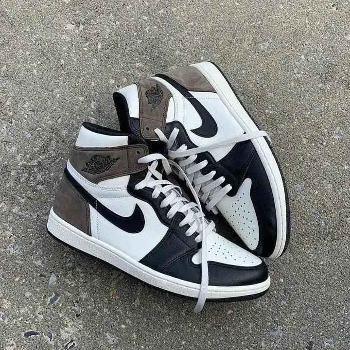 Custom Jordan 1 Retro High Dark Mocha - High Quality Sneakers SneakerNational