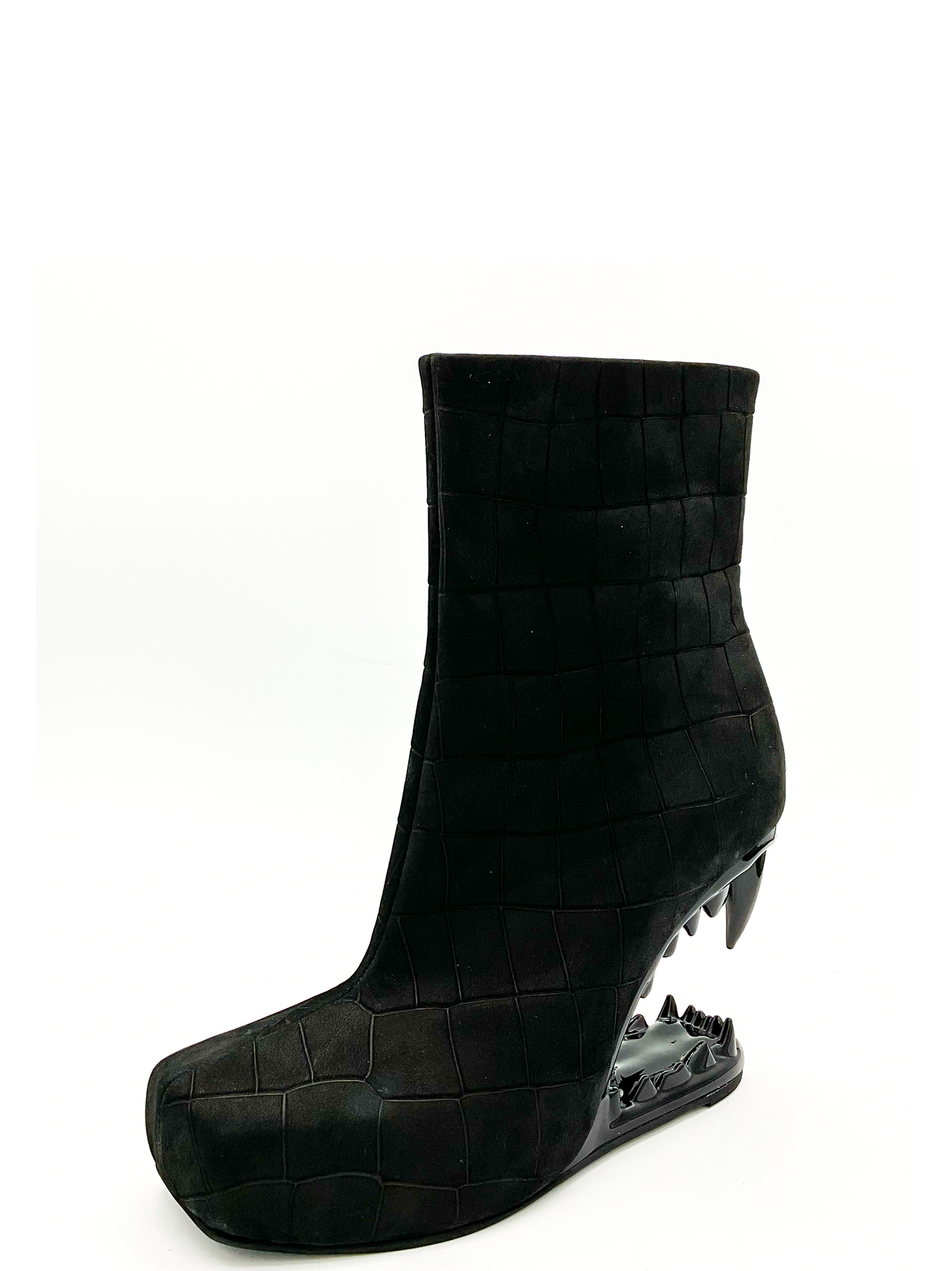 Gnasher Boot Charla Tedrick