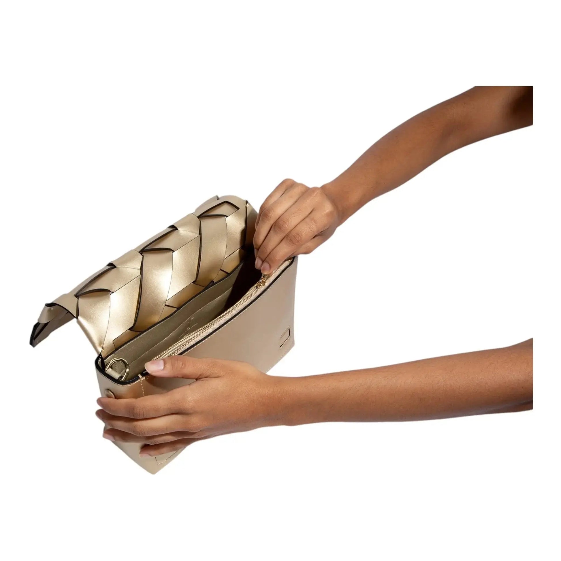 THE ZENOBIA WOVEN CLUTCH thebagicon