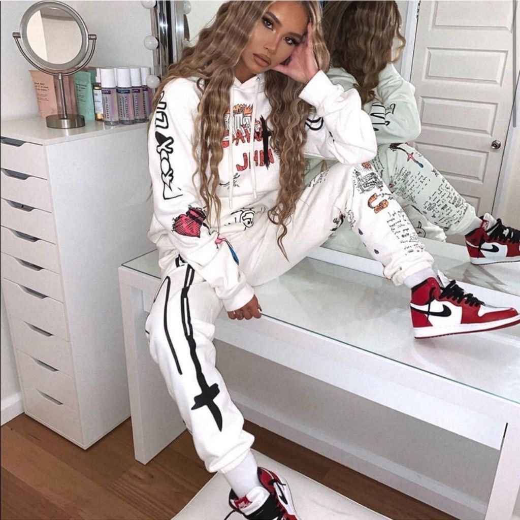 Custom RED Black White Jordan 1 CHICAGO Sneakerhypes SneakerNational