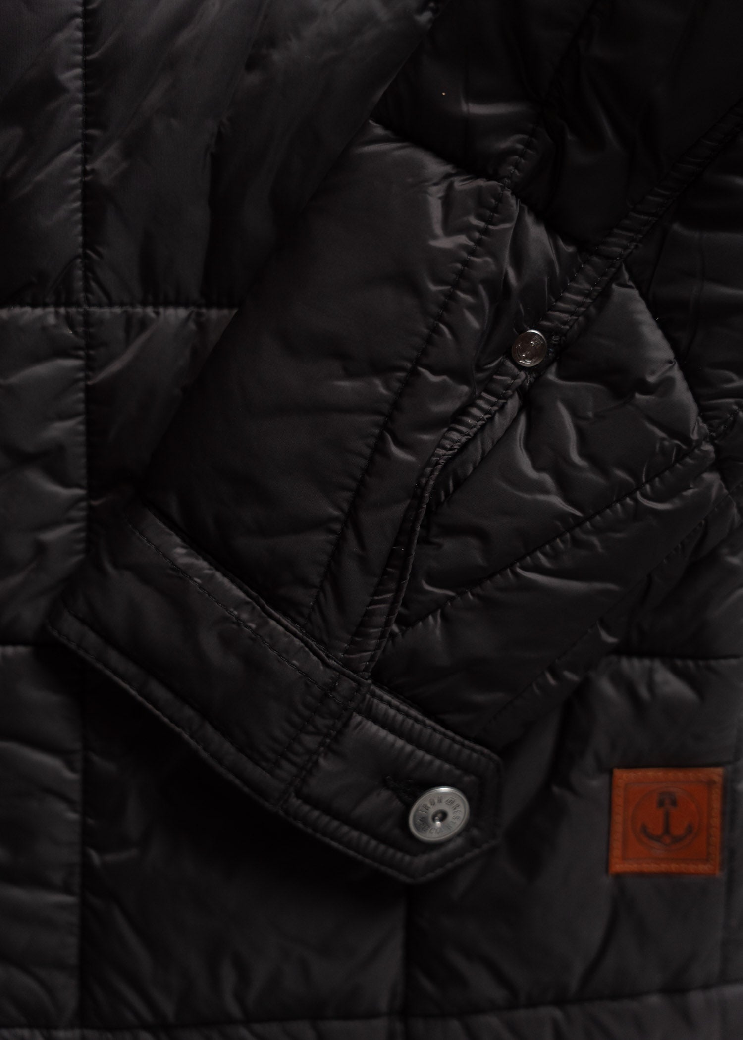Rogue Jacket Iron & Resin