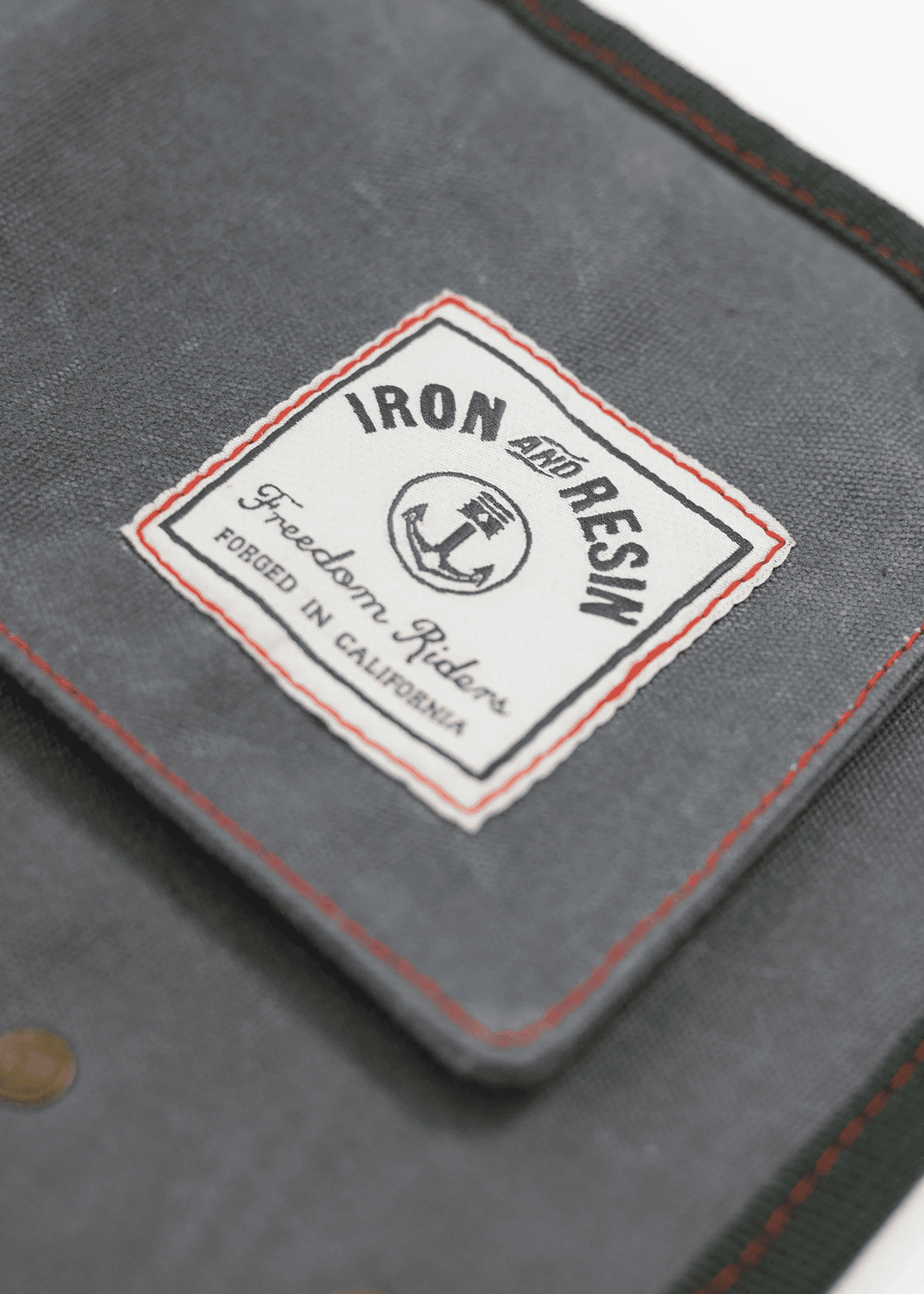 Tool Roll Iron & Resin