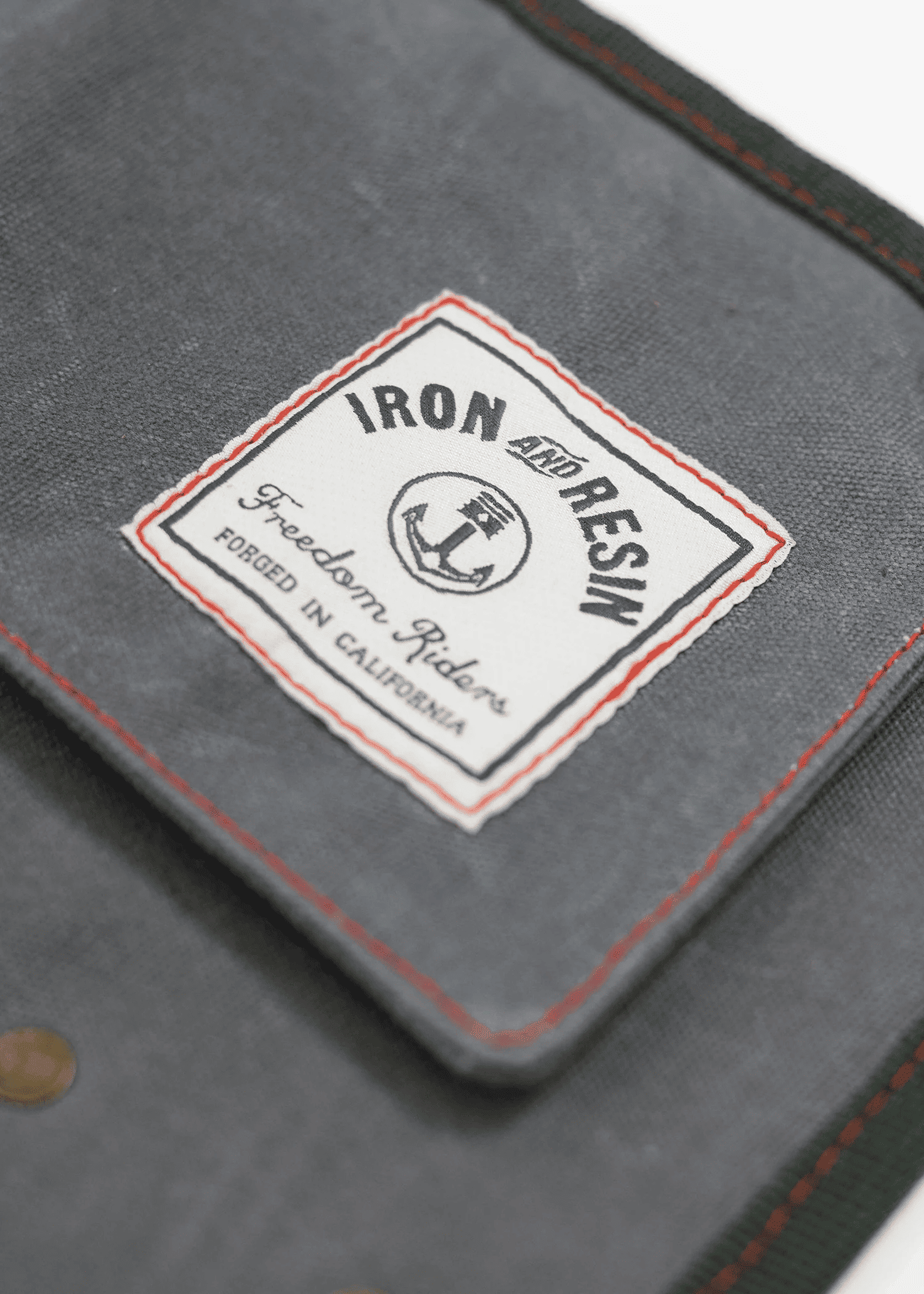 Tool Roll Iron & Resin