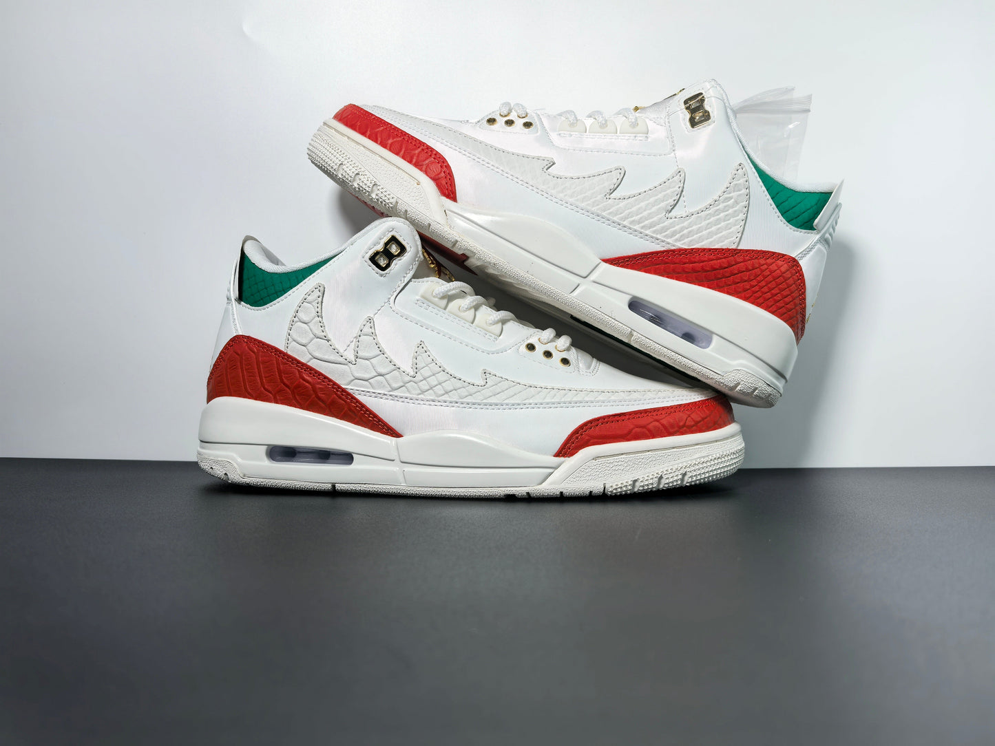 Jordan Air Jordan 3 Mexico “El Vuelo” balenciaga