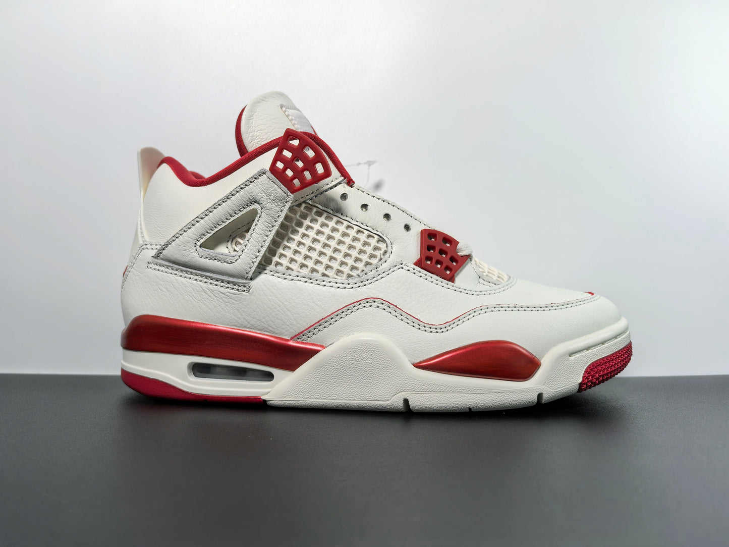 Air Jordan 4 Retro HV0823-108 Luxury Urban Wear