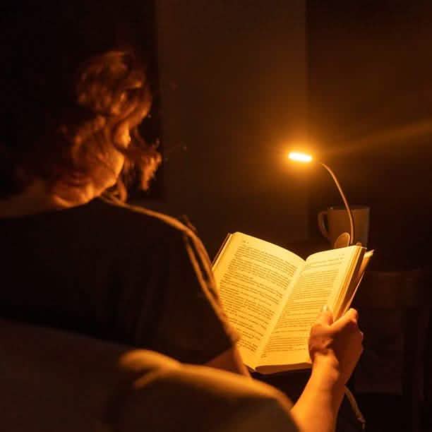 All in One Book Light Gift Set- 1600K Soft Strain-Free Reading Light DailySale