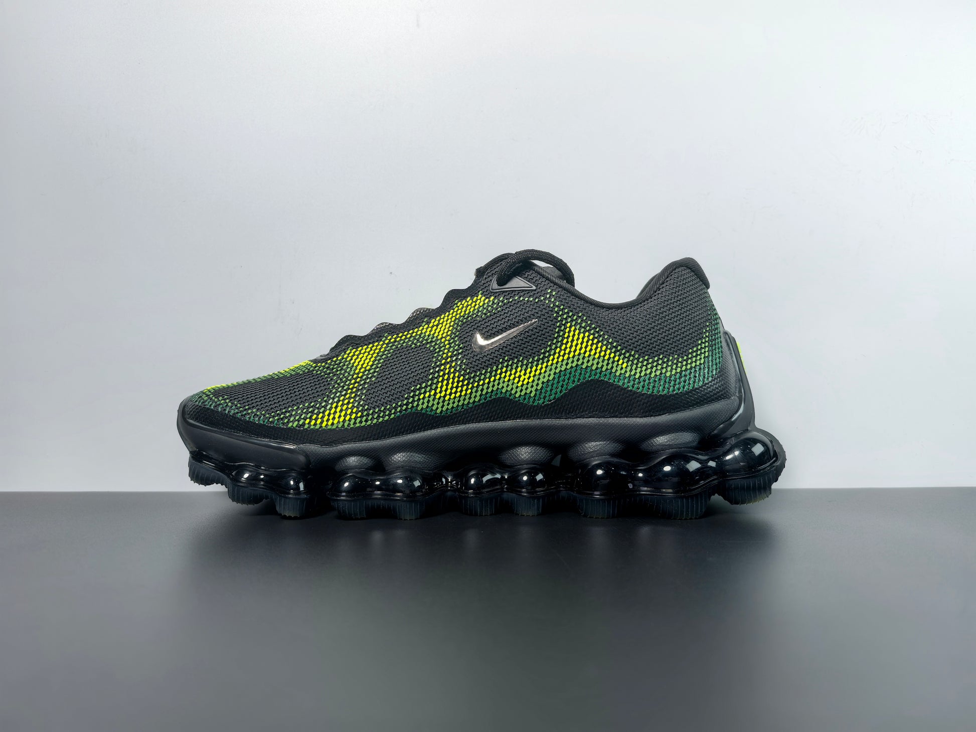 Nike AIR LIQUID MAX CUSTOM