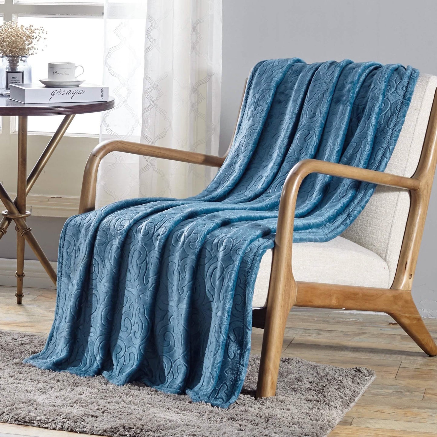 Dama Flannel Fleece Blanket DailySale