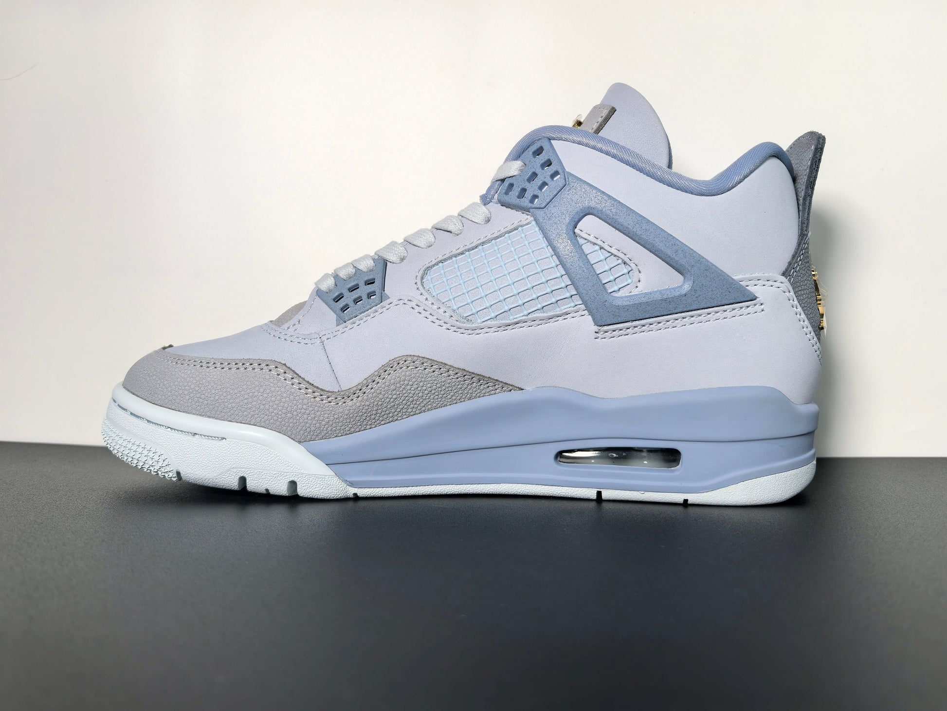 Air Jordan 4 Retro Georgetown PE Luxury Urban Wear