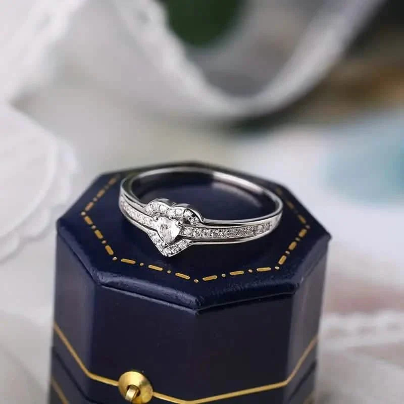 Elegant 925 Sterling Silver Heart Ring with Sparkling Zirconia DailySale