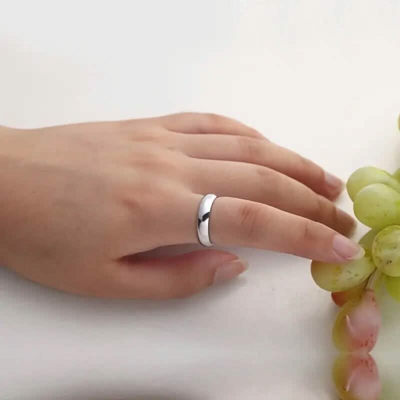 Elegant and Charming S925 Silver Wedding Band Ring DailySale