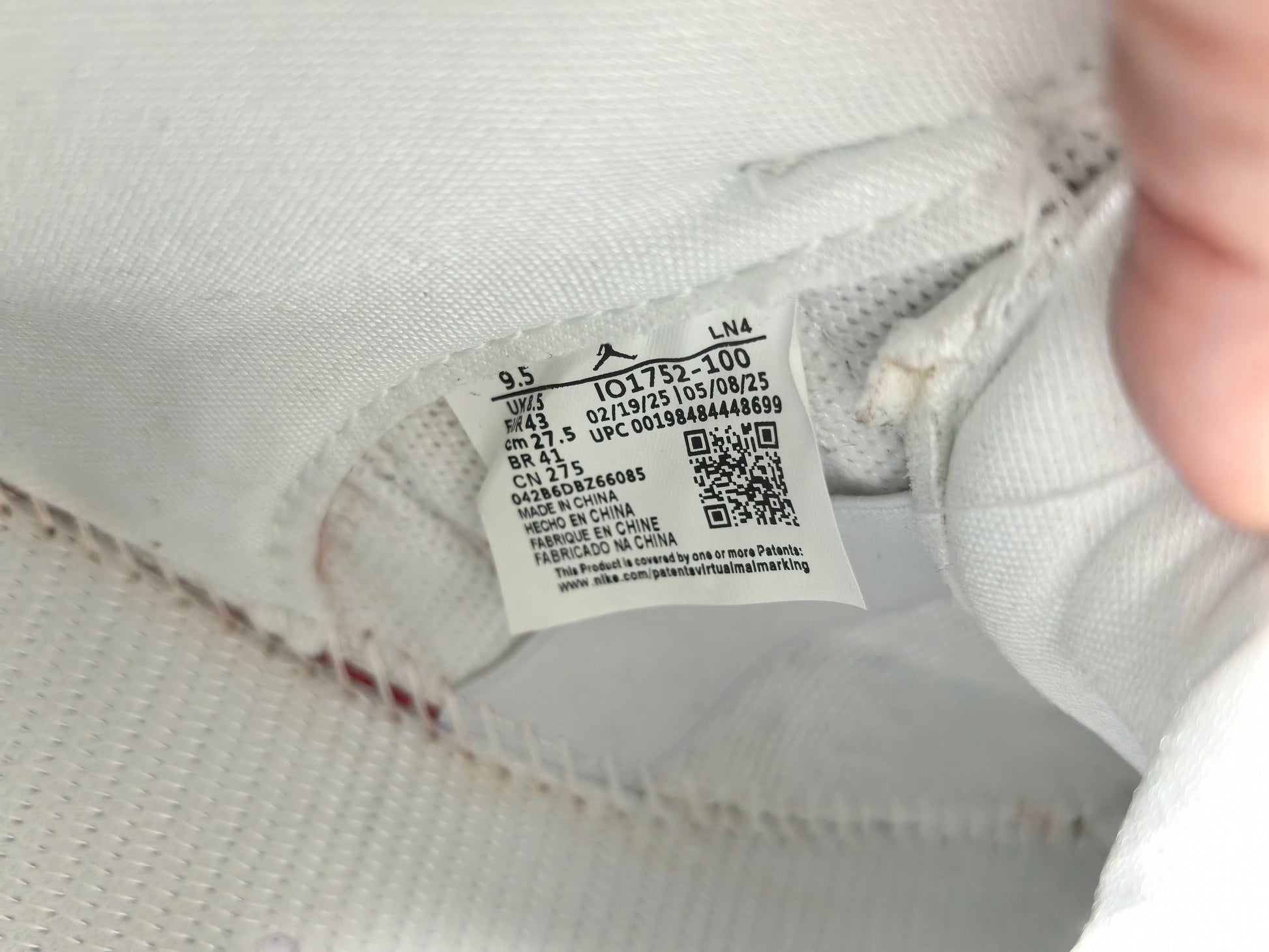 Jordan Air Jordan 3 Mexico “El Vuelo” balenciaga