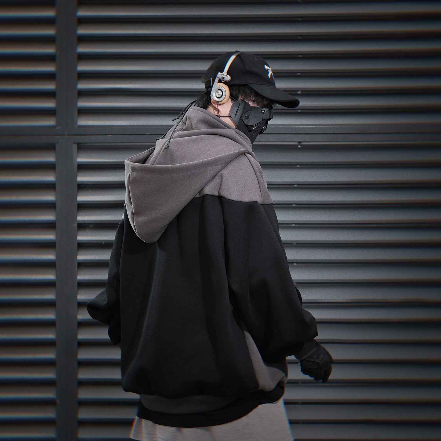 HiH51 Grey T-Tech Hoodie