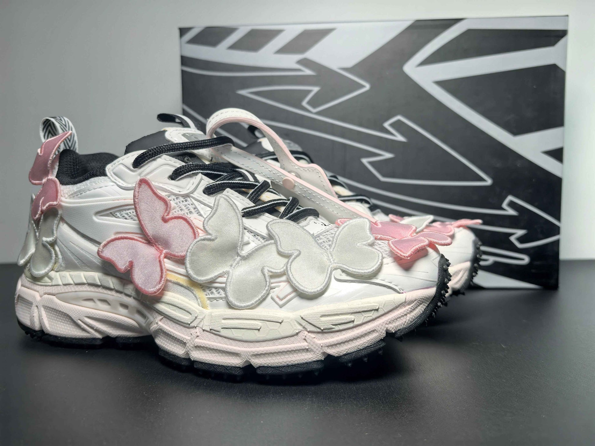 Off-White C/O Virgil Abloh Sneakers 010 Off white