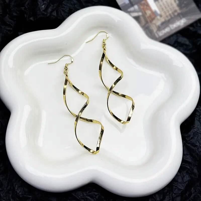 Spiral Design Dangle Earrings DailySale