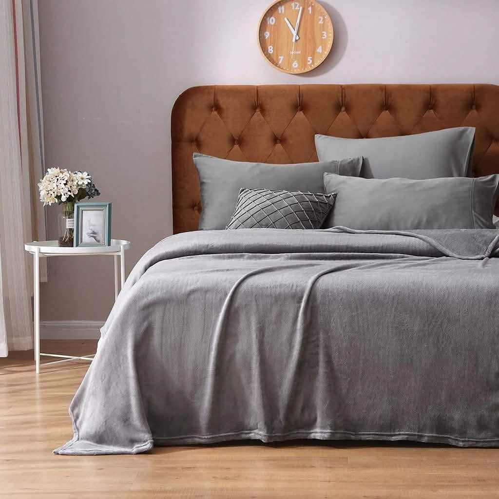 Microfiber Soft Fleece Blanket -Comfy for All Seasons DailySale